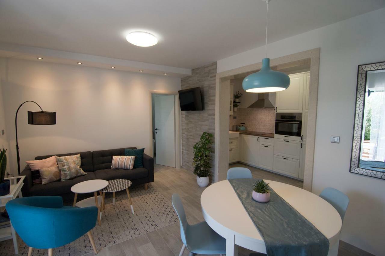 Apartments Pina 볼 외부 사진